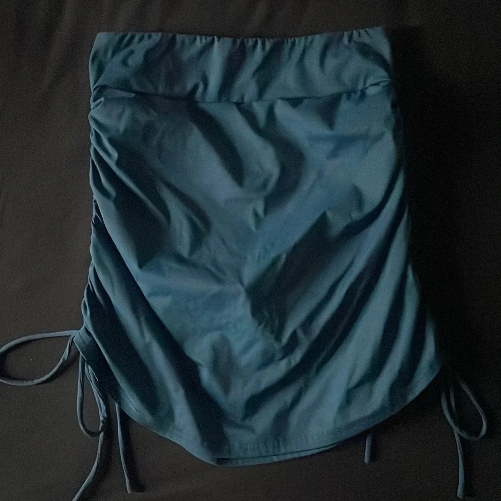 Halara Rushed Skirt - Picture 5 of 5